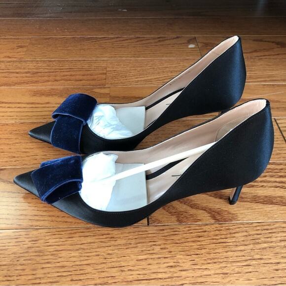 GIORGIO ARMANI RARE DECOLLETTE Black Satin Blue Velvet Accent Women’s Size 7 NWT - Picture 7 of 12